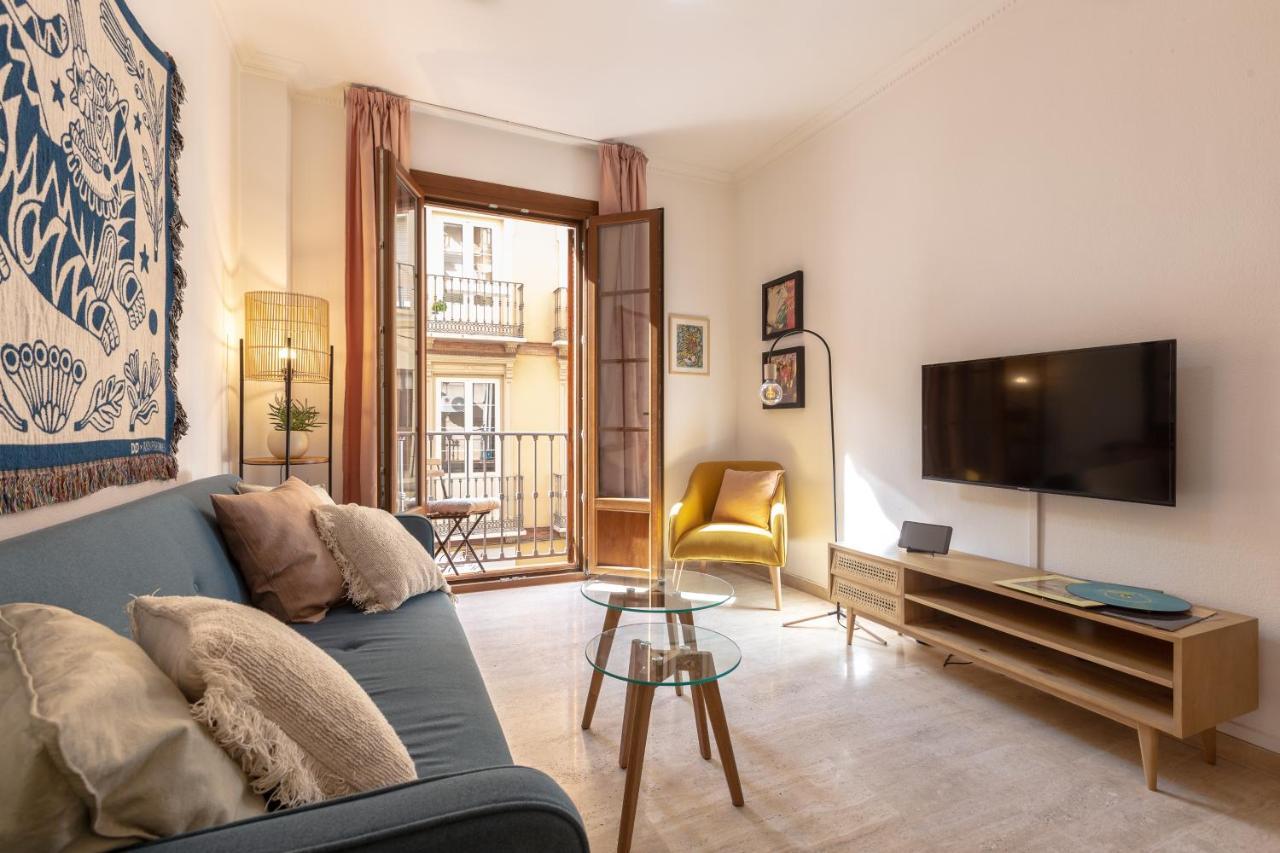 Bright Apartment With Patio And Balconies In The Center Málaga Buitenkant foto